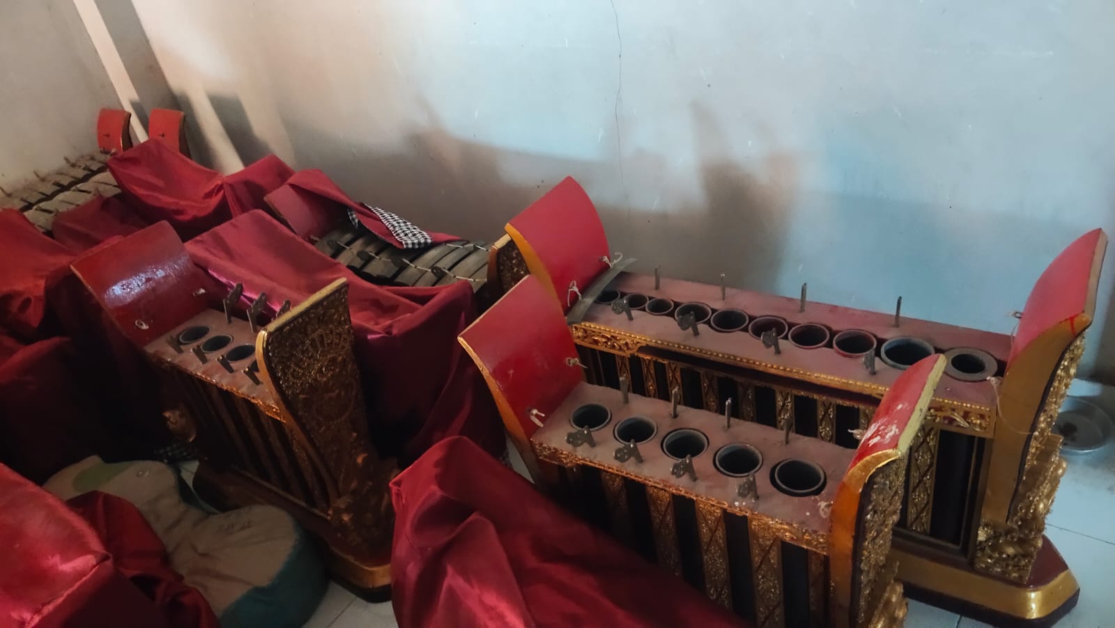 GIANYAR, BALINEWS.ID - Aksi pencurian gamelan kini membuat resah masyarakat Bali. Setelah menyasar wilayah Kuta Selatan, aksi serupa juga menimpa warga Desa Ba…