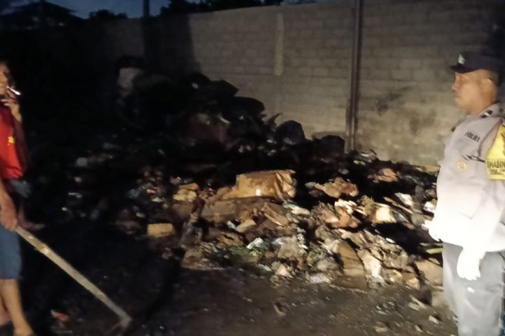 DENPASAR, BALINEWS.ID - Kebakaran melanda Gudang Tempat Pengolahan Sampah Reduce Reuse Recycle (TPS3R) milik BUMDes Sima Sari Dana, Desa Kesiman Petilan, Jalan…