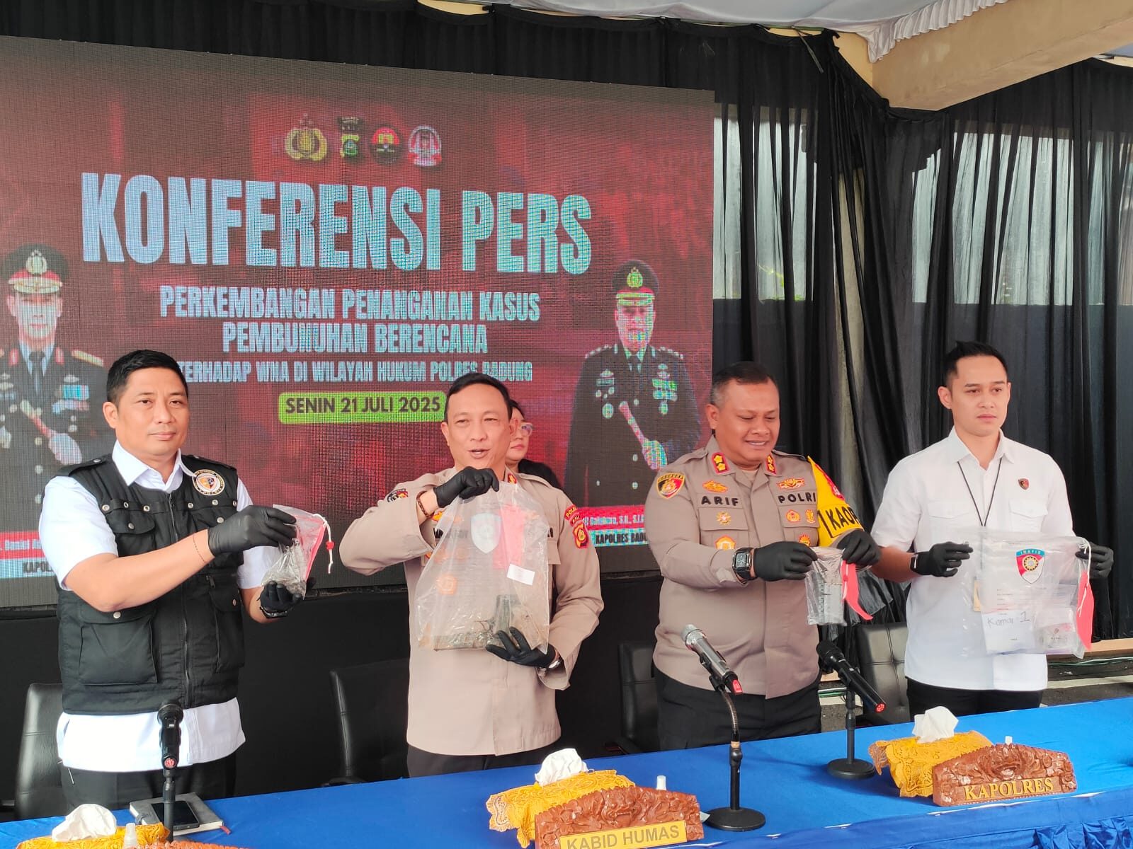 KRIMINAL, Balinews.id - Penyelidikan kasus penembakan yang merenggut nyawa seorang warga negara Australia, Zivan Radmanovic, terus menunjukkan perkembangan. Ke…