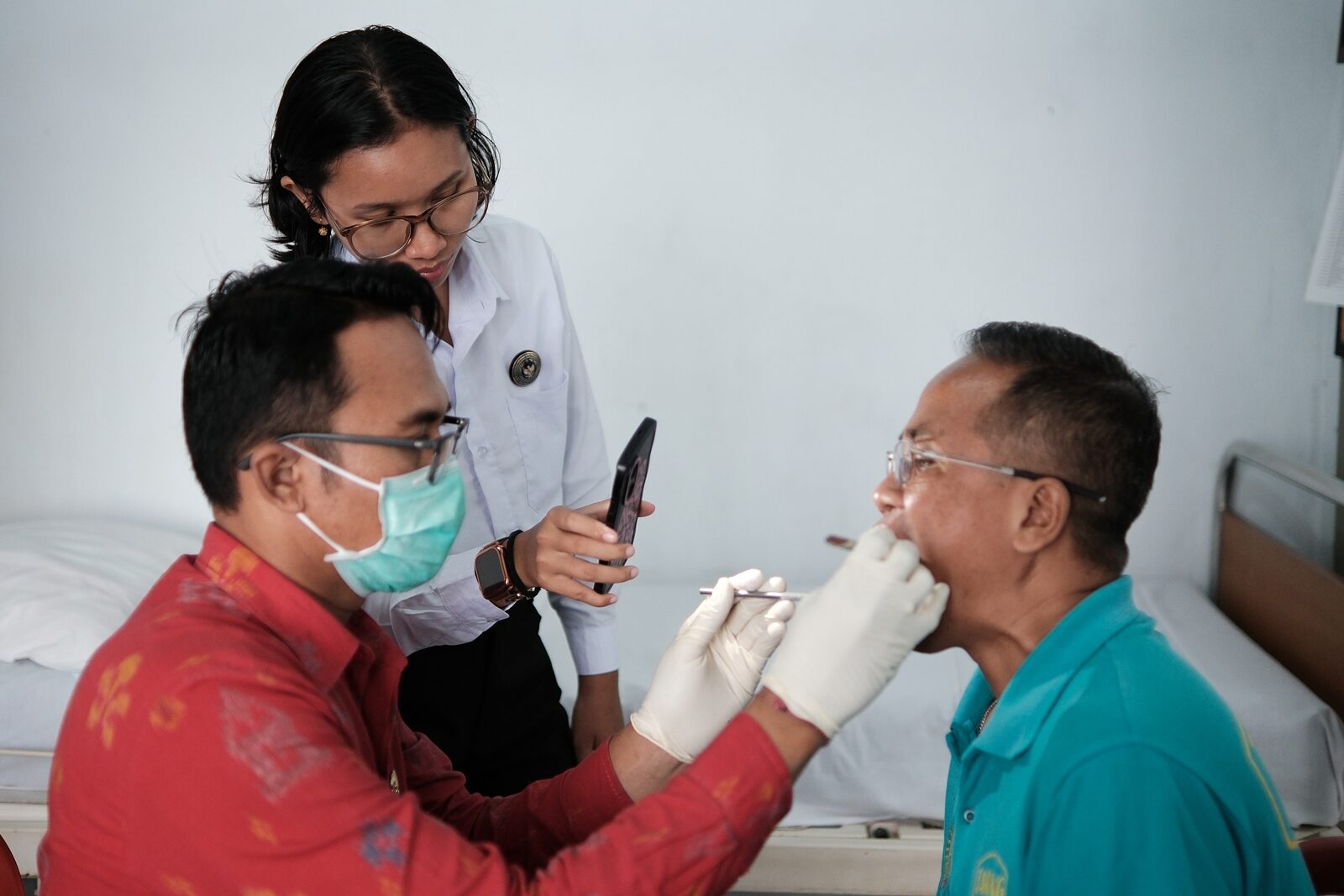 TABANAN, BALINEWS.ID - Lembaga Pemasyarakatan (Lapas) Kelas IIB Tabanan menggelar layanan kesehatan kepada warga binaannya. Bekerjasama dengan Puskesmas Tabana…