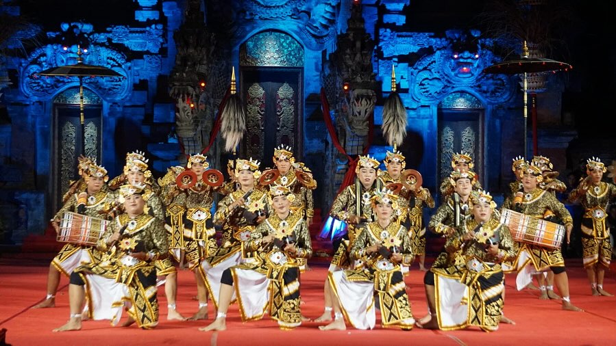 HIBURAN, Balinews.id - Setelah berlangsung selama sebulan penuh, Pesta Kesenian Bali (PKB) XLVII Tahun 2025 akan resmi ditutup besok, Sabtu (19/7/25). Dalam mo…