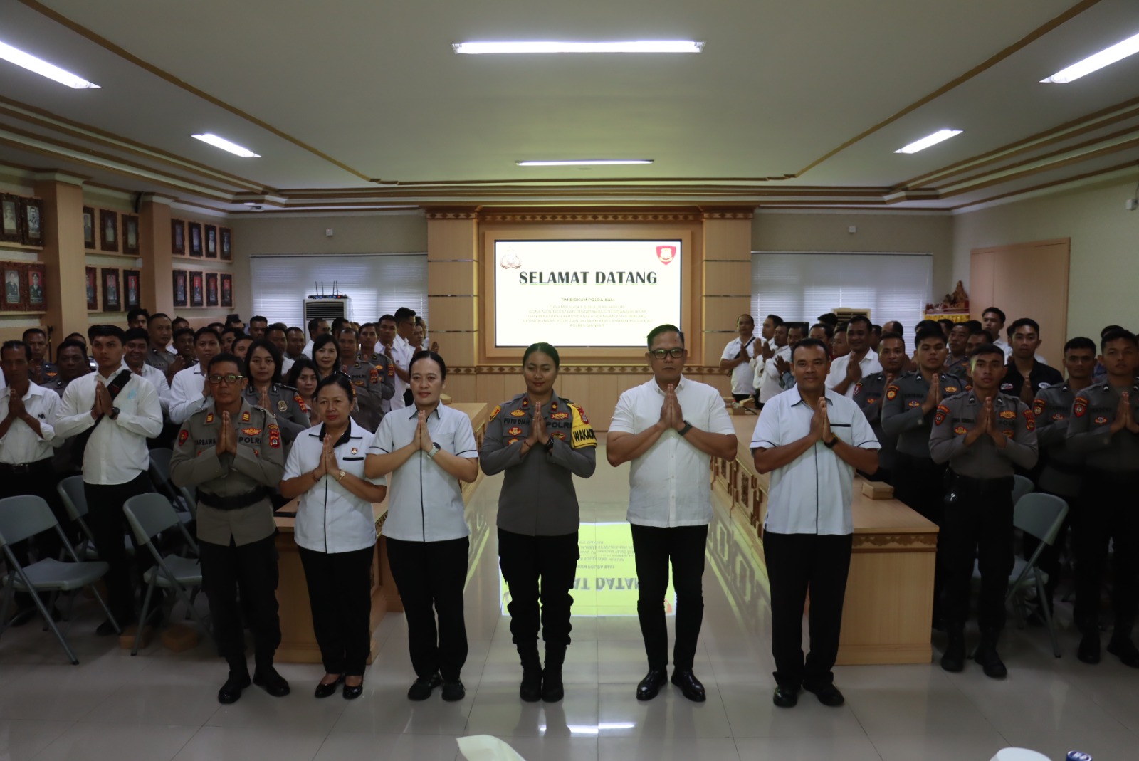 GIANYAR, BALINEWS.ID - Dalam rangka meningkatkan kualitas penegakan hukum dan kesiapan personel menghadapi perubahan sistem hukum pidana nasional, Polres Giany…