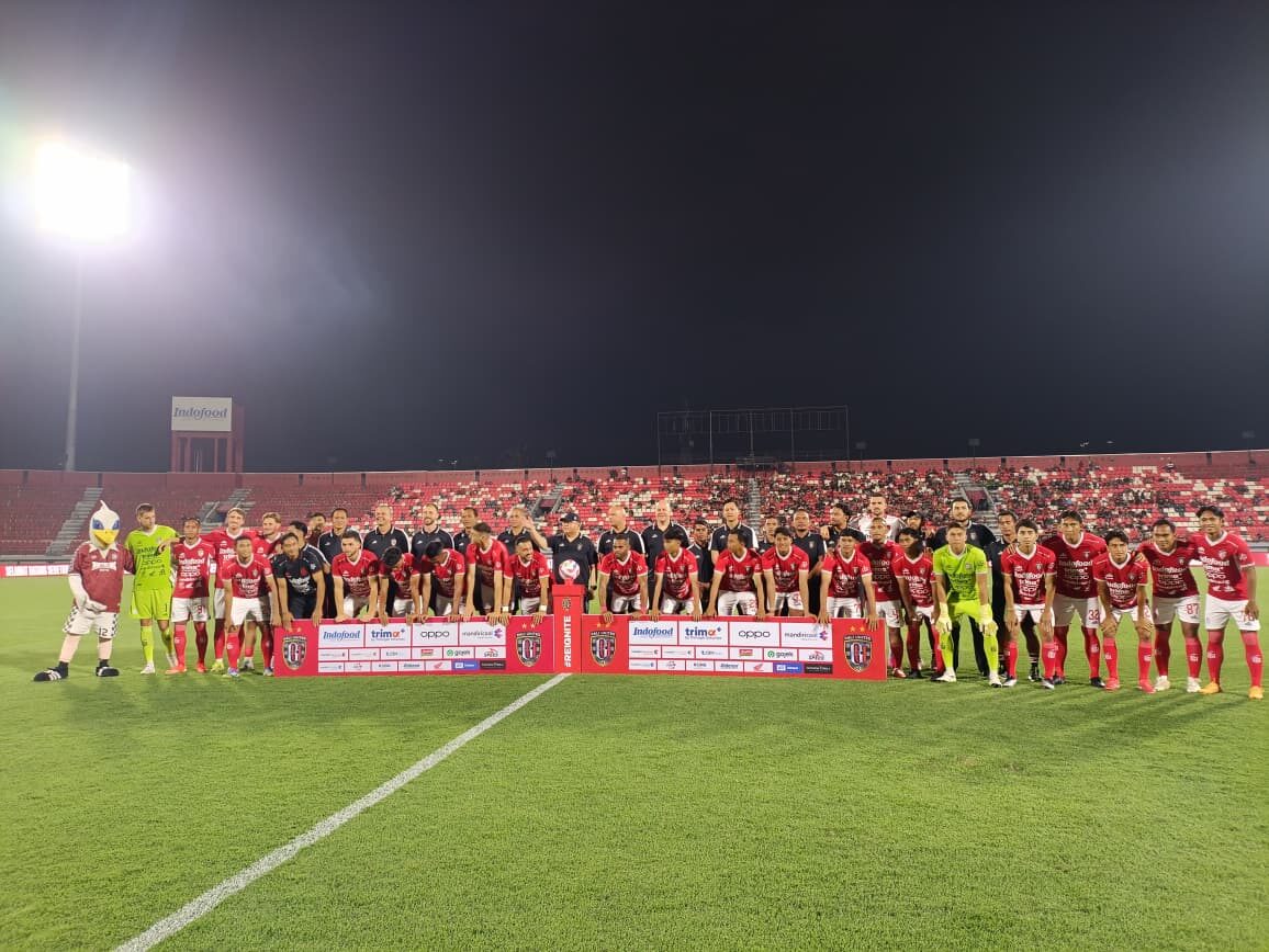 GIANYAR, BALINEWS.ID - Pada Musim 2025/2026, Bali United FC mengusung tema #Reignite. CEO Bali United FC, Yabes Tanuri, menjelaskan bahwa tema #Reignite dipili…
