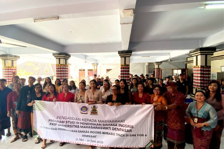 DENPASAR, BALINEWS.ID – S1 Pendidikan Bahasa Inggris FKIP Universitas Mahasaraswati (Unmas) Denpasar menggelar kegiatan Pengabdian kepada Masyarakat (PkM) seba…