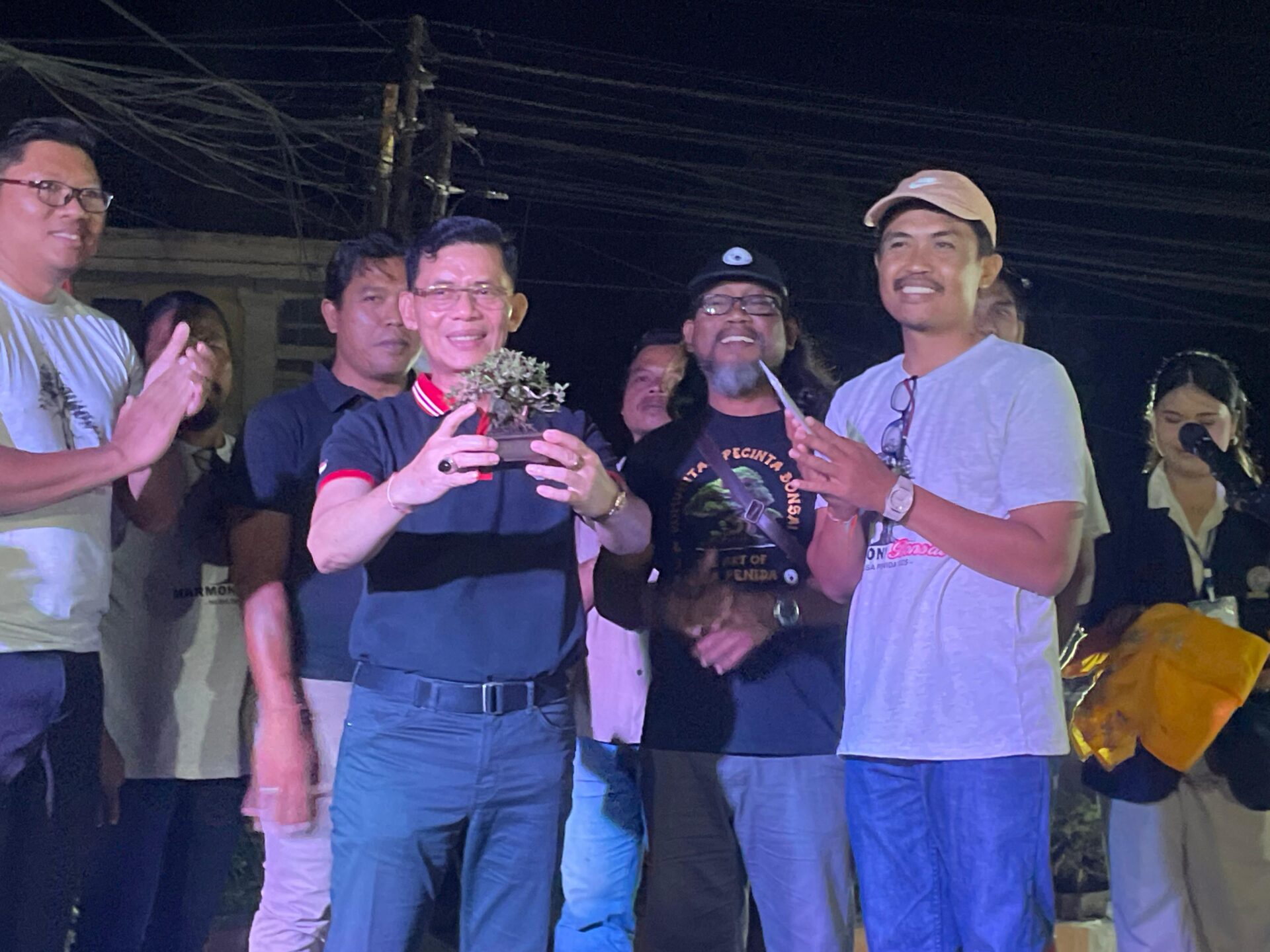 KLUNGKUNG, BALINEWS.ID - Pameran Bonsai bertajuk Harmony Bonsai Nusa Penida 2025 resmi dibuka Bupati Klungkung I Made Satria, Rabu (13/8/25). Acara yang digela…