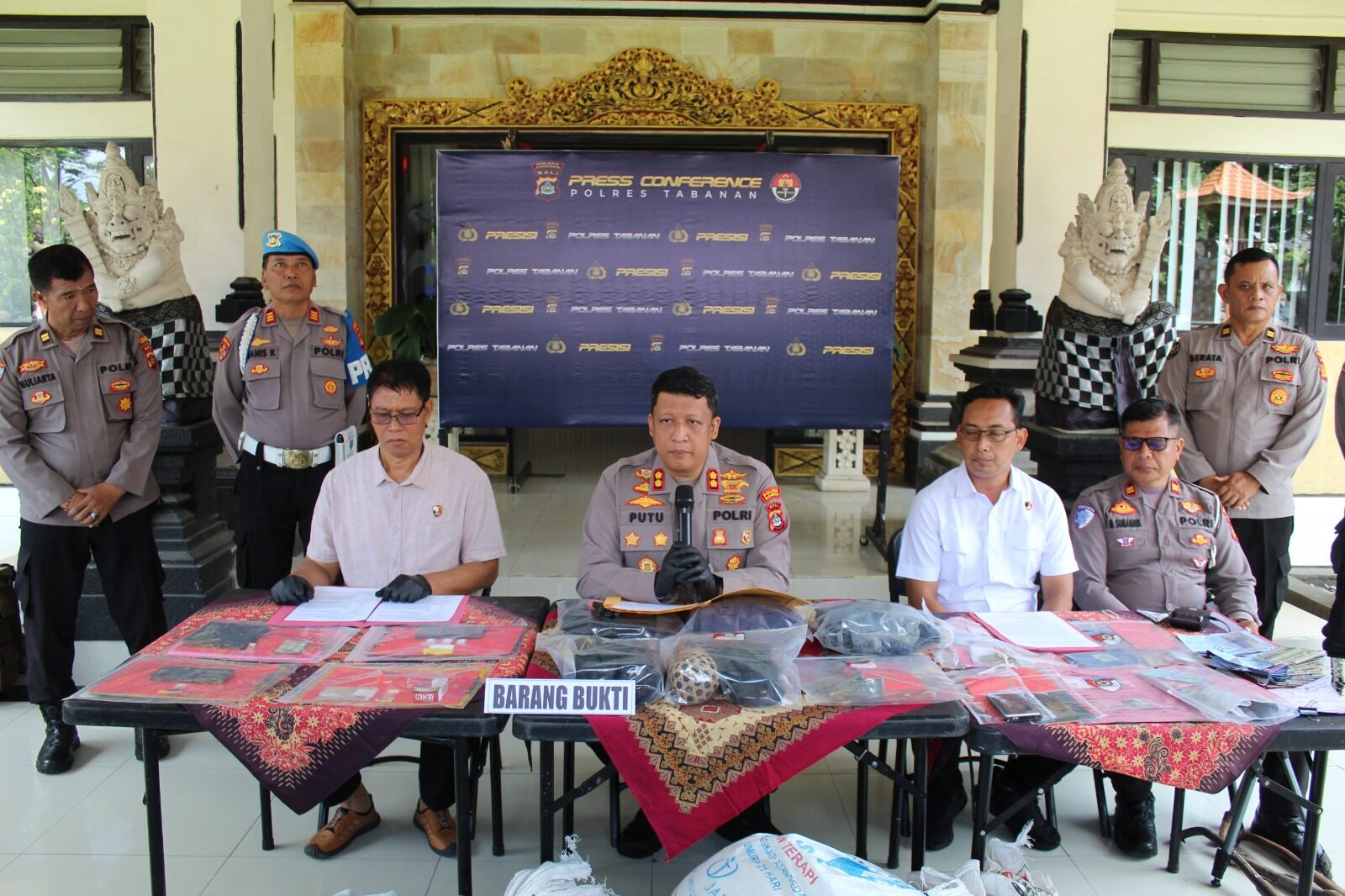 TABANAN, BALINEWS.ID - Kapolres Tabanan AKBP I Putu Bayu Pati memberikan perhatian khusus terkait keamanan, ketertiban hingga tindak pidana lainnya dengan mema…