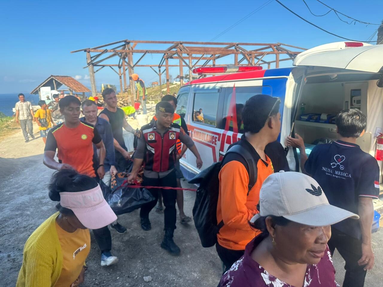 KLUNGKUNG, BALINEWS.ID - Pantai Diamond, yang dikenal dengan keindahan alamnya, menjadi saksi bisu sebuah tragedi pada Sabtu (2/8). Yaroslav Petryshyn (67), se…