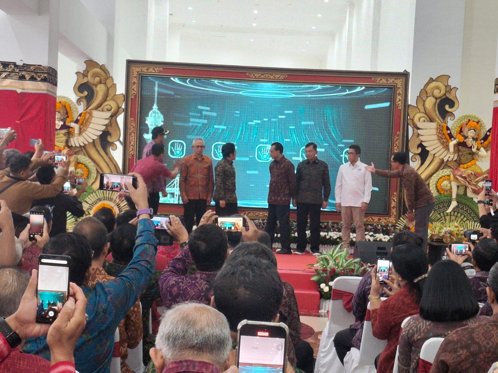 BULELENG, BALINEWS.ID - Komisi Informasi Provinsi Bali menyambut baik peluncuran siaran digital MUKS TVRI yang ditopang oleh keberadaan Turyopada Tower. Langka…