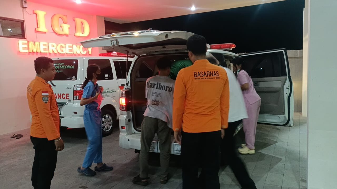BANGLI, BALINEWS.ID – Malam di lereng Gunung Abang mendadak ramai. Lampu senter menembus gelap, langkah tim SAR berpacu dengan waktu, menyusuri jalur berbatu …