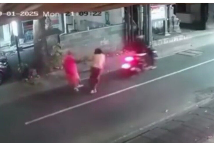 BADUNG, BALINEWS.ID – Aksi penjambretan kembali terjadi di kawasan wisata Kuta, Badung. Seorang wisatawan asing menjadi korban setelah kalung emas yang dipakai…
