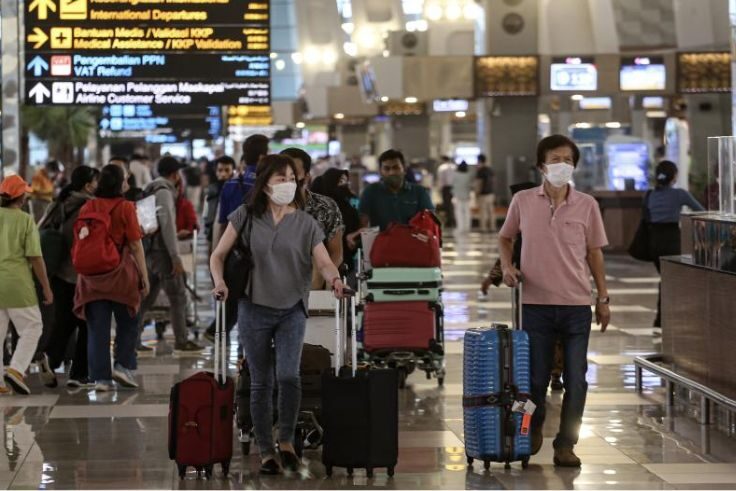 BALINEWS.ID - Mulai Senin, 1 September 2025, seluruh penumpang internasional yang tiba di Indonesia diwajibkan mengisi deklarasi kedatangan melalui aplikasi Al…