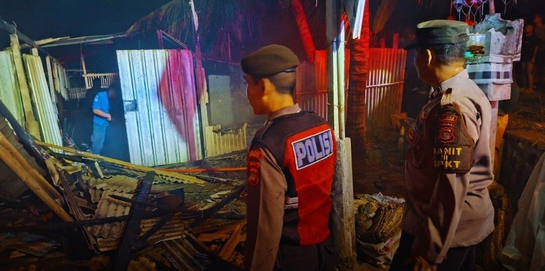 KLUNGKUNG, BALINEWS.ID – Personel Polsek Banjarangkan, Klungkung, langsung mendatangi lokasi kebakaran kandang bebek di Dusun Lepang, Desa Takmung, pada Senin …