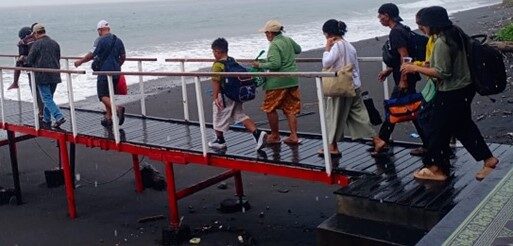 NUSA PENIDA, BALINEWS.ID - Setelah lebih dari lima bulan mengungsi, 15 warga yang terkena sanksi adat kanorayang di Dusun Sental Kangin, Desa Ped, Nusa Penida,…