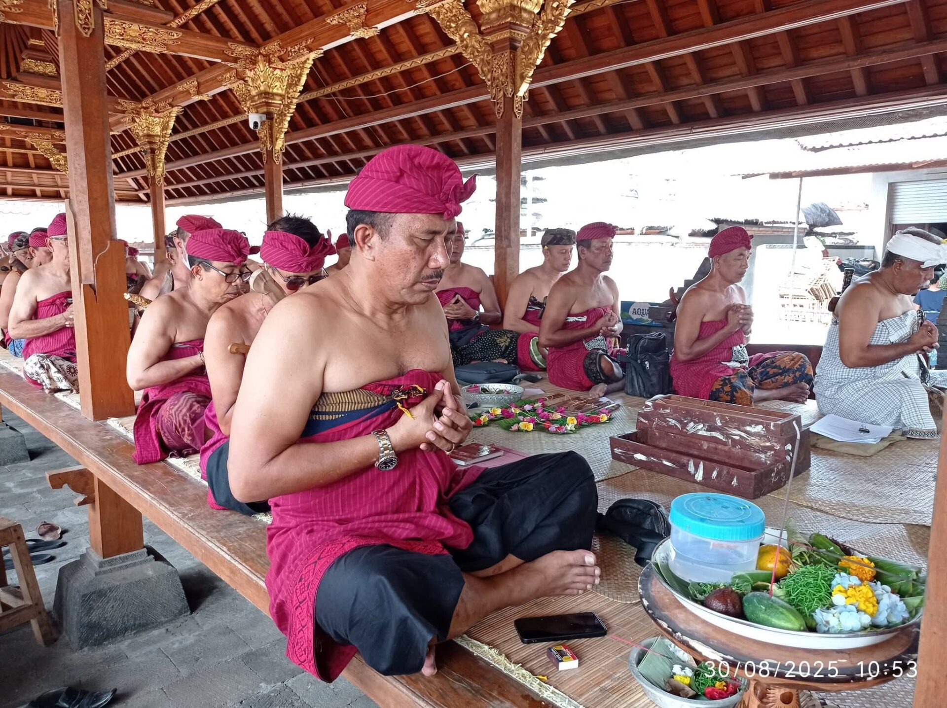 KARANGASEM, BALINEWS.ID - Pada Minggu 21 September 2025, telah terlaksana prosesi Pengadegan (penetapan) Kelian Desa Adat Bugbug periode 2025–2030, yang dilaks…