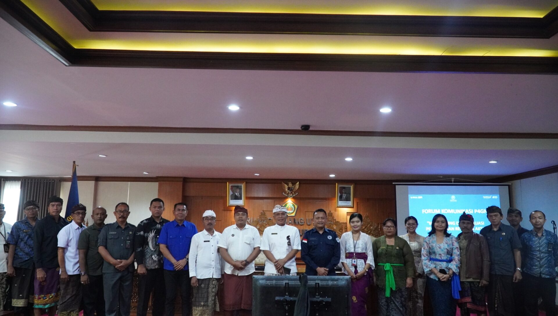 GIANYAR, BALINEWS.ID – Badan Narkotika Nasional Kabupaten (BNNK) Gianyar menggelar Forum Komunikasi, Monitoring, dan Evaluasi Pencegahan, Pemberantasan, Penyal…