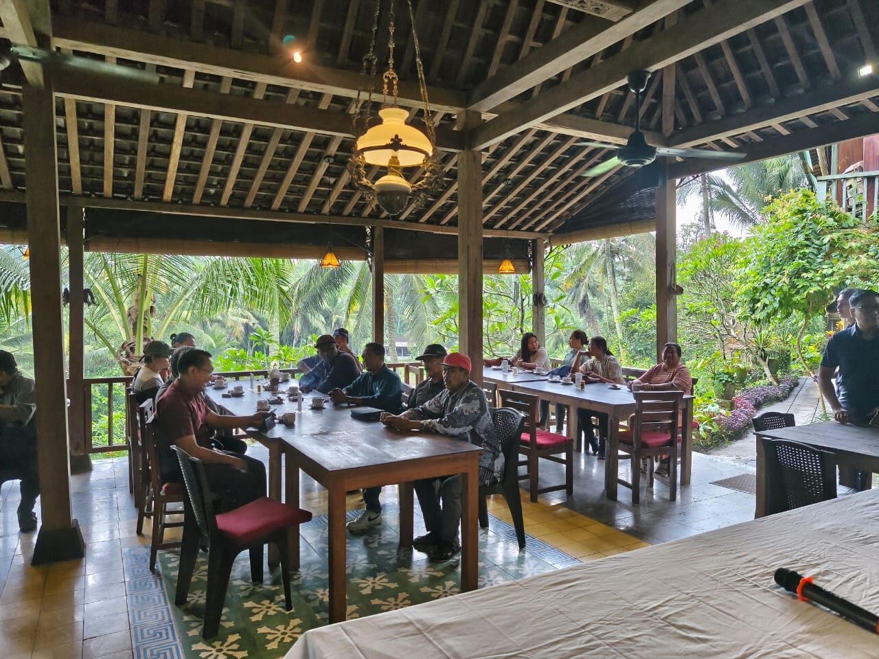 TABANAN, BALINEWS.ID – Direktorat Intelkam Polda Bali mengadakan silaturahmi dengan Persatuan Pengusaha Penggilingan Padi dan Beras Indonesia (PERPADI) Kabupat…