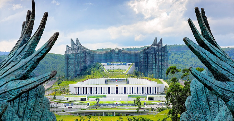NASIONAL, BALINEWS.ID - Pemindahan Ibu Kota Negara ke Kalimantan Timur kembali jadi perhatian setelah pemerintah resmi menetapkan Ibu Kota Nusantara (IKN) seba…