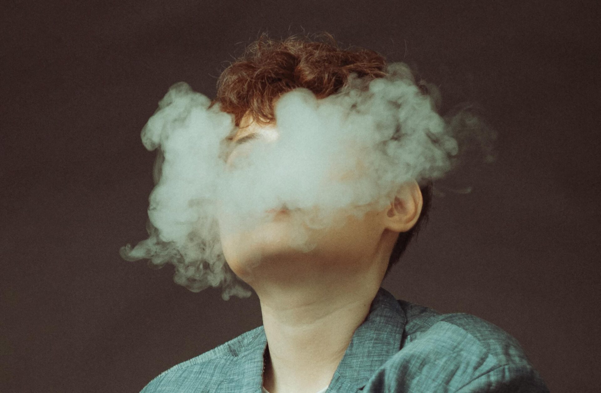 NASIONAL, BALINEWS.ID - Badan Narkotika Nasional (BNN) membuka kemungkinan meninjau larangan penggunaan rokok elektronik atau vape di Indonesia, mengikuti lang…