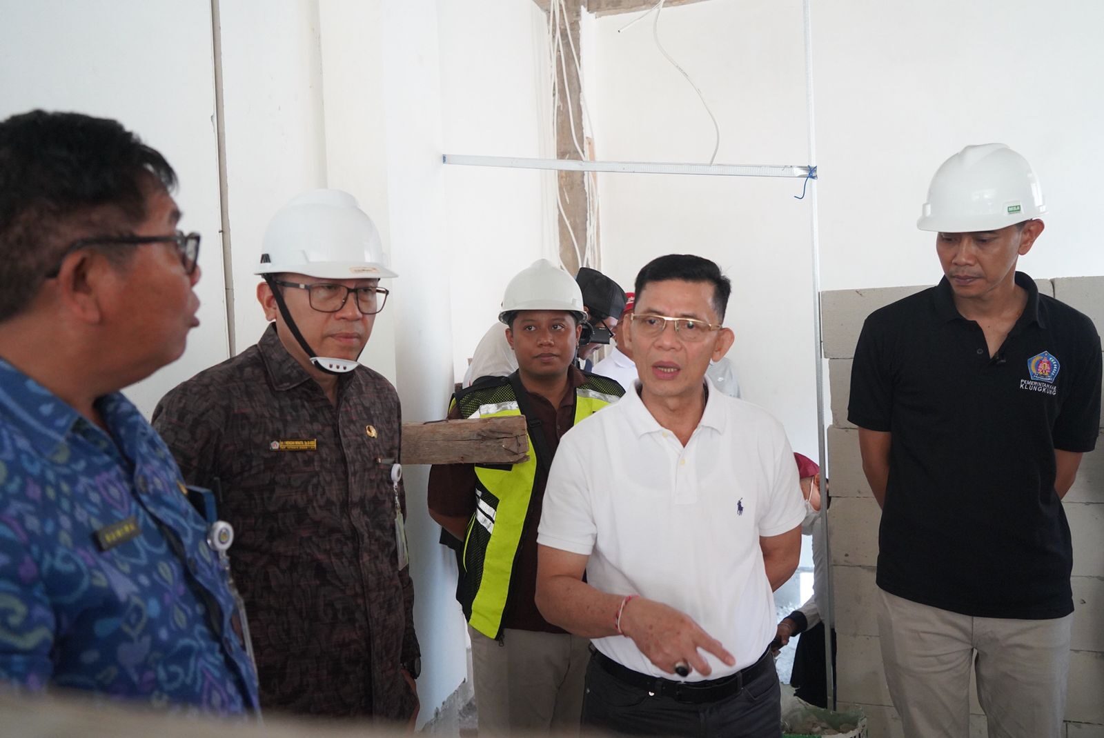 Bupati Satria Tegaskan Kualitas dan Ketepatan Waktu Jadi Prioritas Pembangunan Klungkung   SEMARAPURA, BALINEWS.ID – Bupati Klungkung I Made Satria menegaskan …