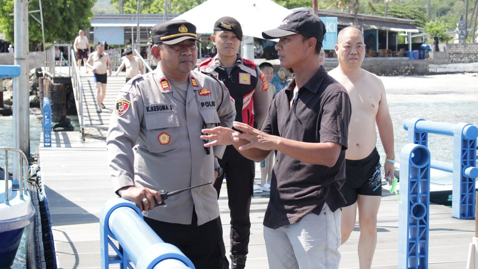SEMARAPURA, BALINEWS.ID – Upaya pencarian terhadap Rizki Ardiansyah, karyawan Esa-G Bar & Beach Club di Desa Kutampi Kaler, Kecamatan Nusa Penida, masih terus …