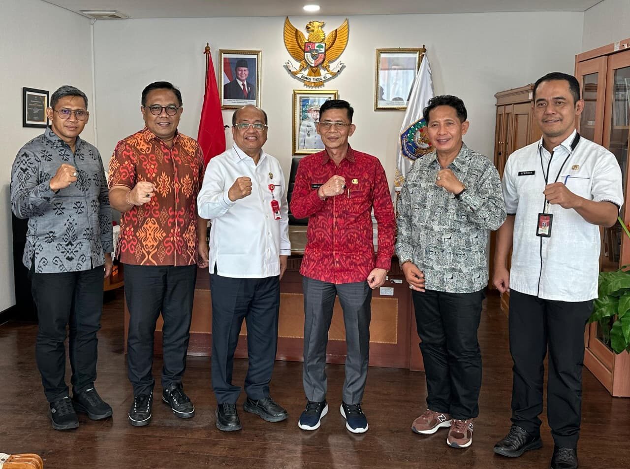 JAKARTA, BALINEWS.ID — Bupati Klungkung I Made Satria bersama Sekretaris Daerah Anak Agung Gede Lesmana melakukan audiensi ke Direktorat Jenderal Bina Keuangan…