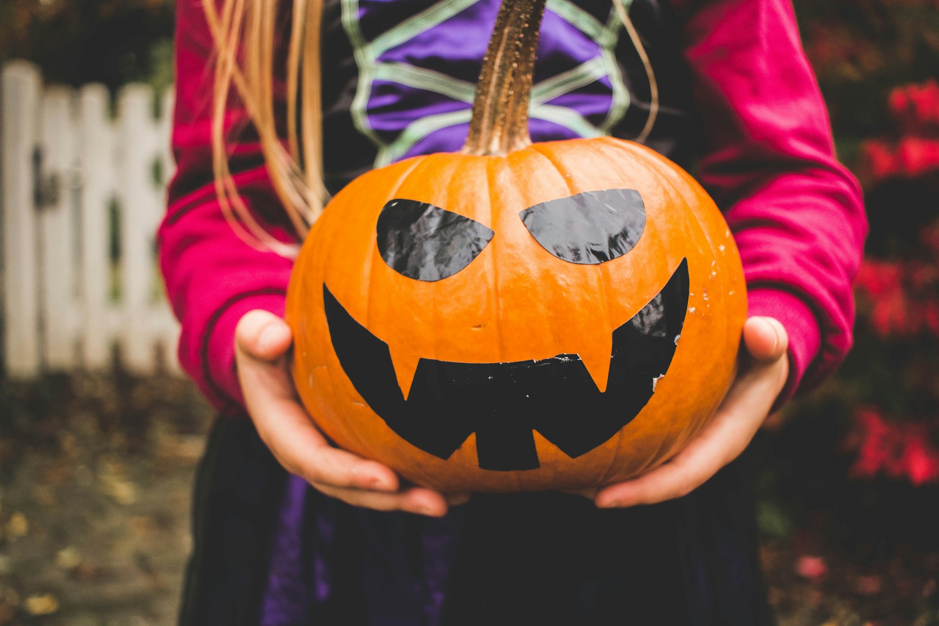 INTERMESO, BALINEWS.ID - Meskipun di Bali maupun Indonesia Halloween bukan hari yang dirayakan secara resmi, setiap tanggal 31 Oktober media sosial dan film-fi…