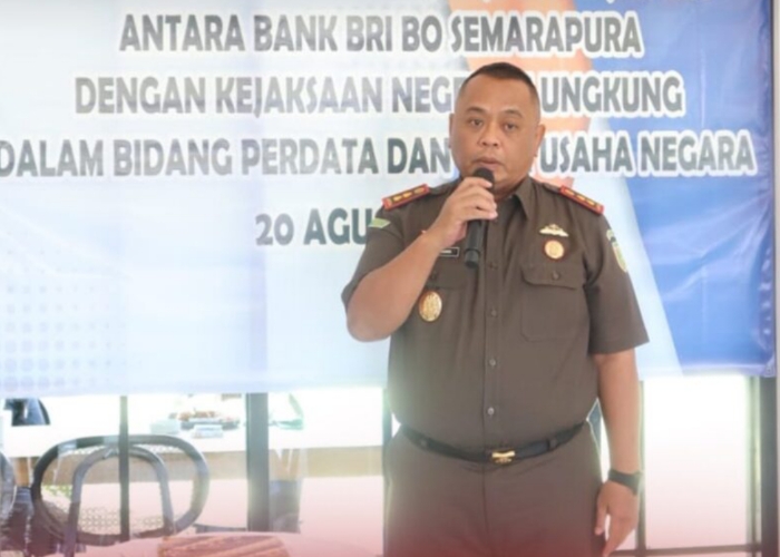 SEMARAPURA, BALINEWS.ID – Kejaksaan Negeri (Kejari) Klungkung terus mendalami dugaan penyimpangan dalam pungutan retribusi daerah, yang semula berawal dari ret…