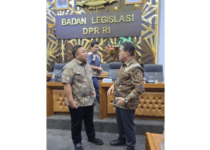 JAKARTA, BALINEWS.ID — Usai rapat kerja terkait komoditas strategis, anggota DPR RI I Nyoman Parta, kembali menyuarakan aspirasi para peternak babi di seluruh …