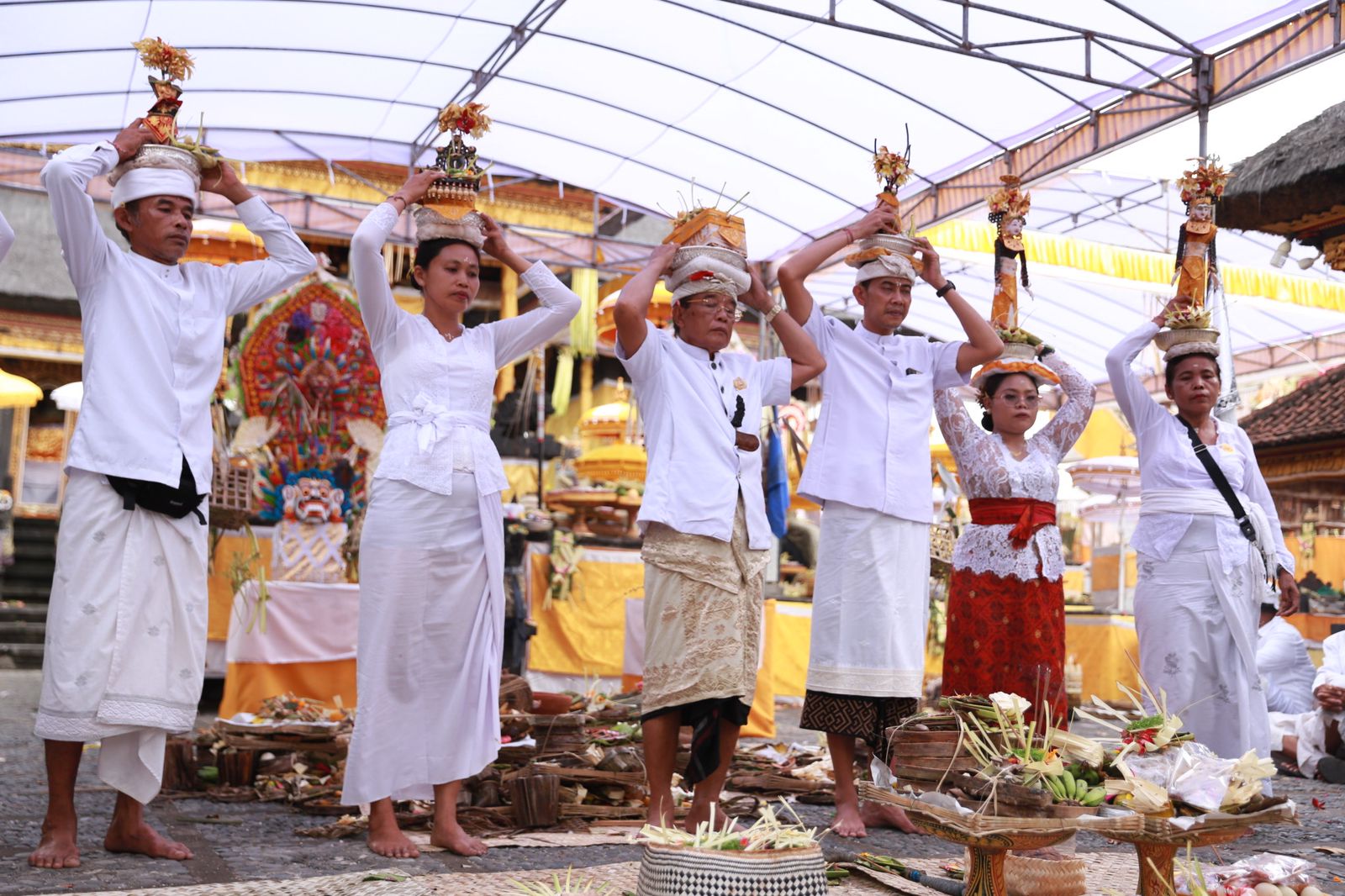 SEMARAPURA, BALINEWS.ID — Wakil Bupati Klungkung, Tjokorda Gde Surya Putra, menghadiri Puncak Karya Pengusabaan di Pura Khayangan Jagat Watu Klotok, Desa Tojan…
