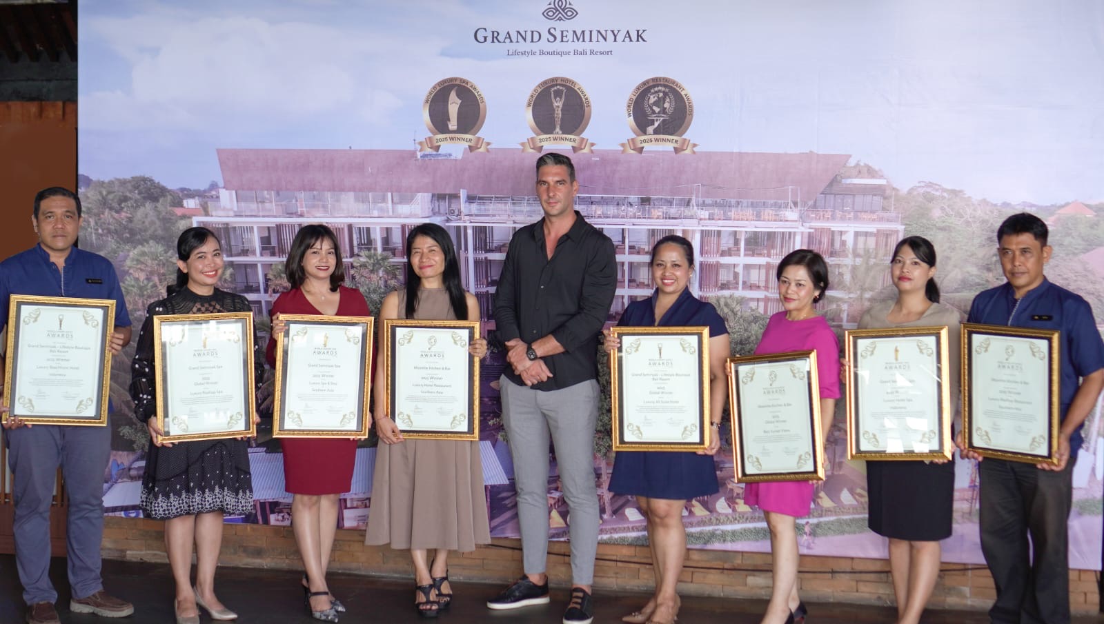 BALINEWS.ID - Grand Seminyak - Lifestyle Boutique Bali Resort proudly celebrates its remarkable achievement at the 2025 World Luxury Awards, earning eight pres…