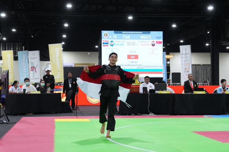 OLAHRAGA, BALINEWS.ID - Indonesia memastikan target ambisius 80 medali emas di SEA Games 2025 Thailand akhirnya tercapai. Kepastian itu hadir pada Kamis (18/12…
