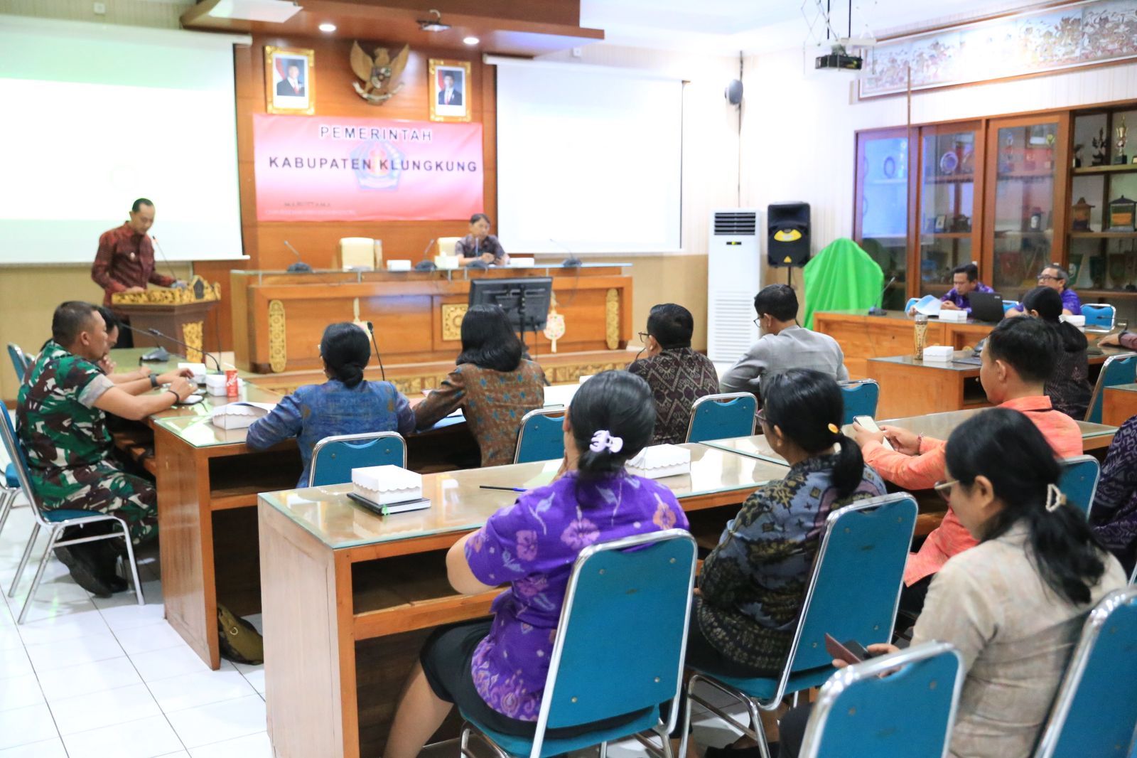 SEMARAPURA, BALINEWS.ID — Pemerintah Kabupaten Klungkung menegaskan komitmennya untuk mengambil bagian dalam upaya pemerintah pusat mencapai target pertumbuhan…