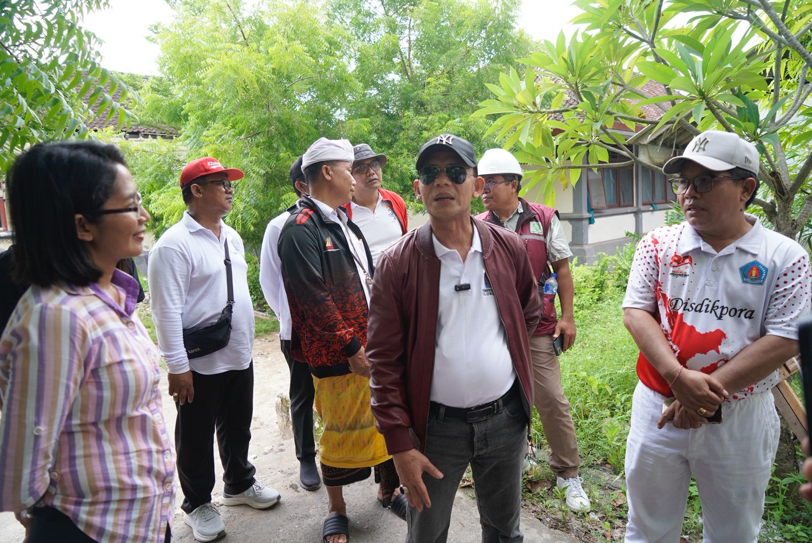 SEMARAPURA, BALINEWS.ID – Bupati Klungkung I Made Satria melakukan monitoring dan evaluasi (monev) terhadap delapan paket pembangunan yang tengah dikerjakan di…