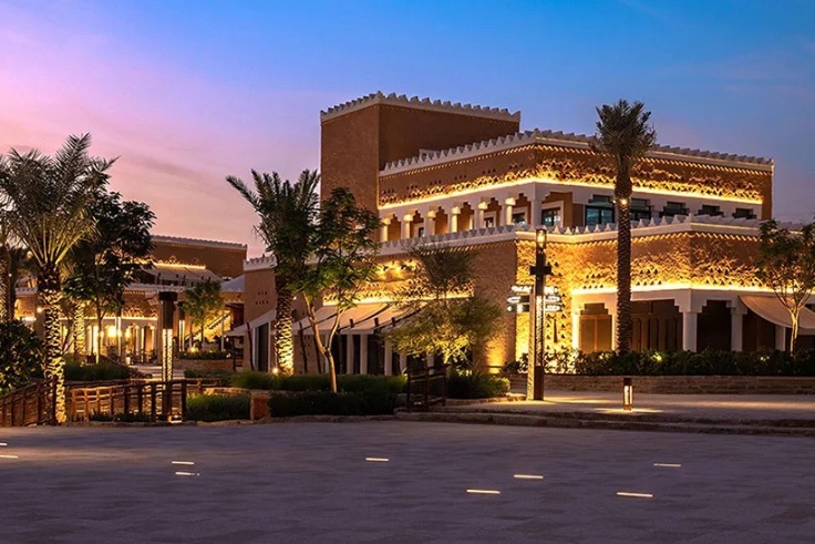 BALINEWS.ID - As winter settles across Saudi Arabia, the Kingdom reveals a vibrant season far from the common image of endless sand and scorching heat. From De…