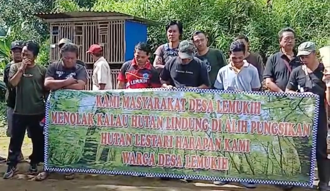 BULELENG, BALINEWS.ID - Perbekel Desa Lemukih, Kecamatan Sawan, Drs. I Nyoman Singgih, mengambil langkah tegas dengan menutup sementara seluruh aktivitas penge…