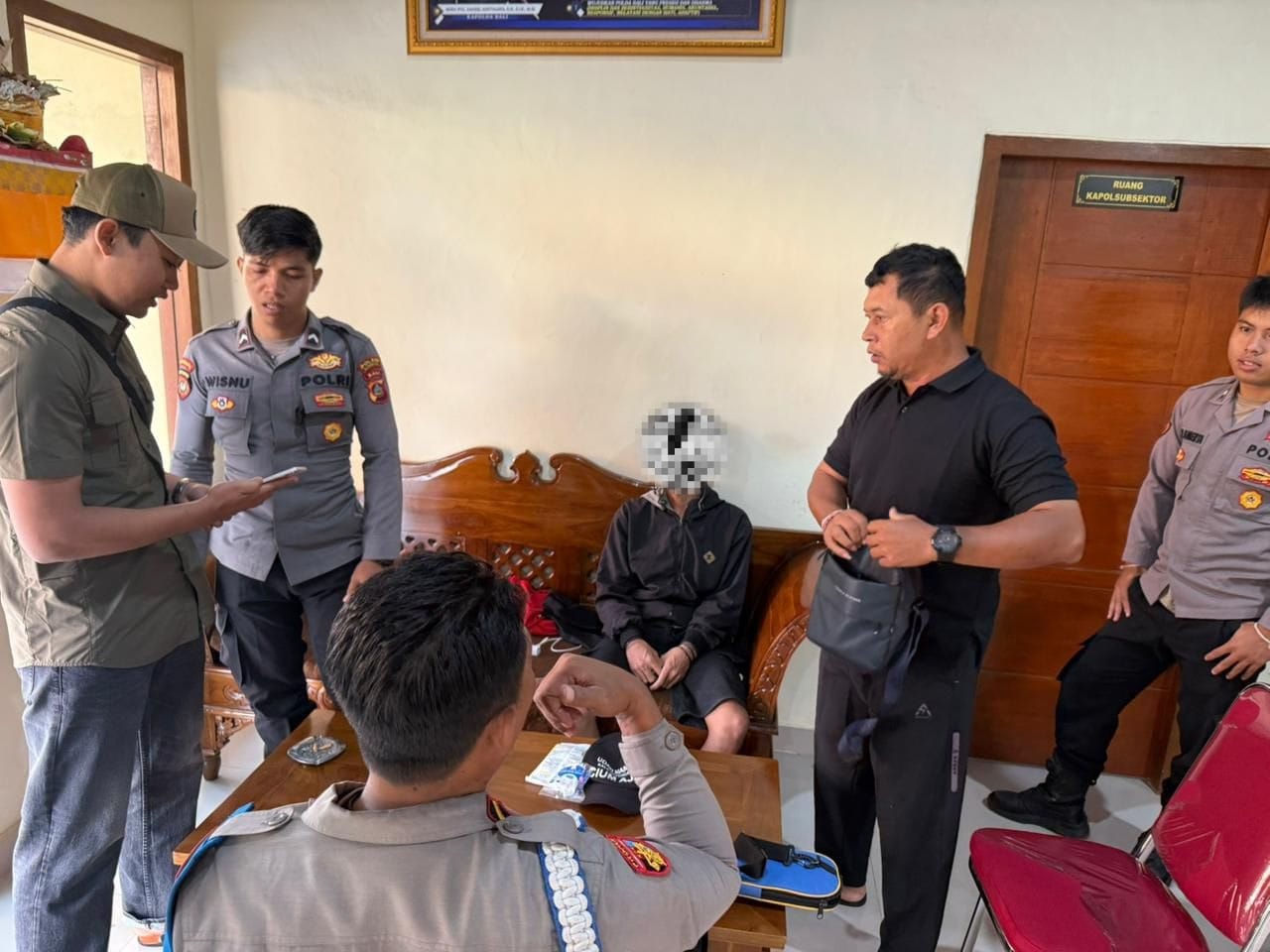 NUSA PENIDA, BALINEWS.ID — Jajaran Polsek Nusa Penida melalui Tim Jalak Nusa berhasil mengungkap kasus dugaan pencurian kendaraan bermotor (curanmor) yang terj…