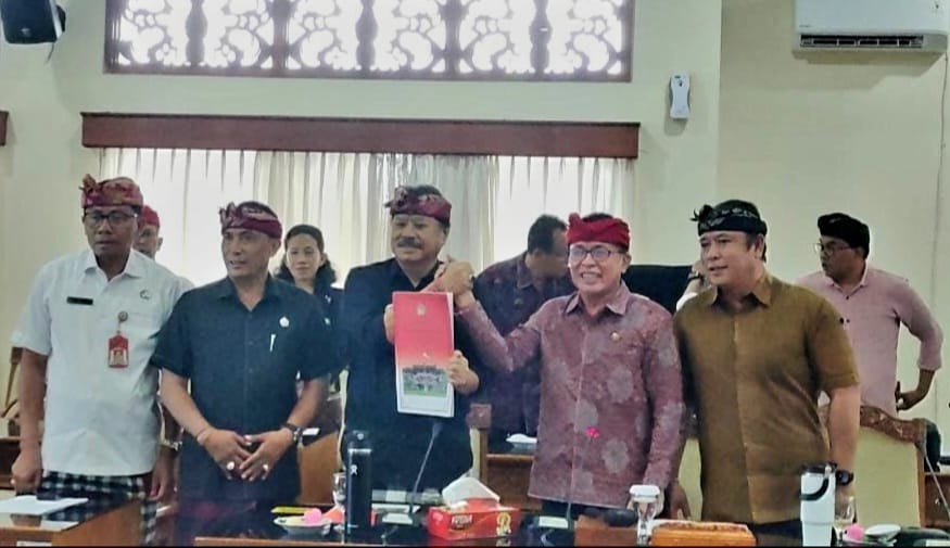 TABANAN, BALINEWS.ID - Terkait dengan situasi di Daerah Tujuan Wisata (DTW) Jatiluwih, Pemerintah Kabupaten (Pemkab) Tabanan berkomitmen untuk mendukung perlin…