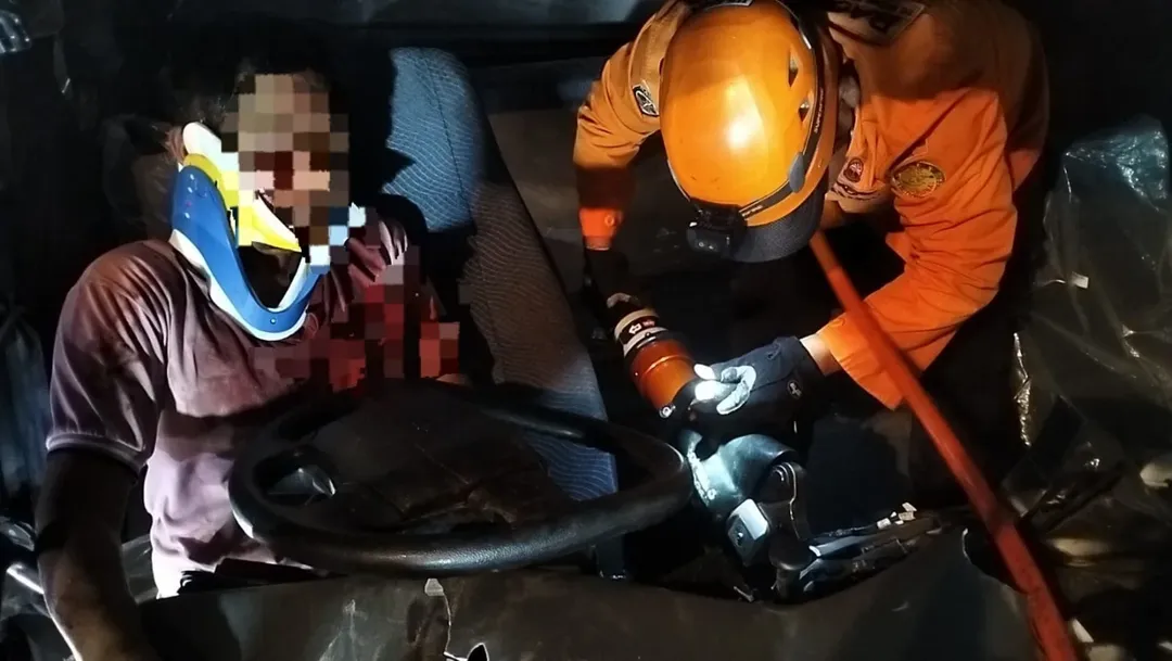 BADUNG, BALINEWS.ID - Sebuah truk tronton mengalami kecelakaan di Jalan Labuan Sait, Desa Labuan Sait, Kecamatan Kuta Selatan, Kabupaten Badung, Rabu (28/1/26)…