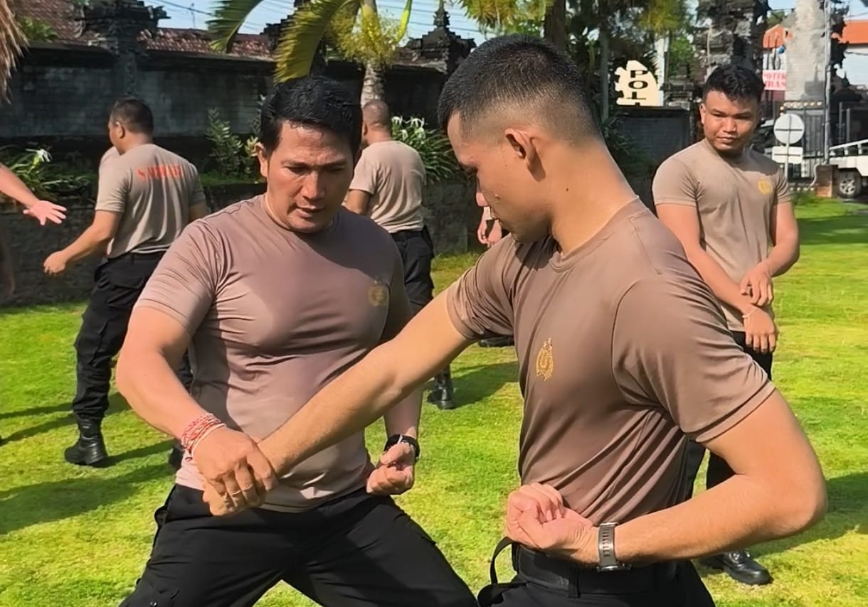 KLUNGKUNG, BALINEWS.ID – Kepala Satuan Samapta Polres Klungkung, AKP I Gusti Lanang Jelantik, S.H., M.H., memimpin langsung kegiatan Apel Fungsi yang dirangkai…