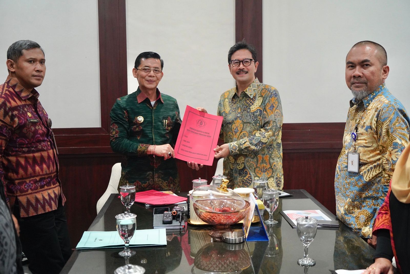 KLUNGKUNG, BALINEWS.ID — Pemerintah Kabupaten Klungkung terus berupaya mempercepat pembangunan infrastruktur strategis. Salah satu langkah yang ditempuh yakni …