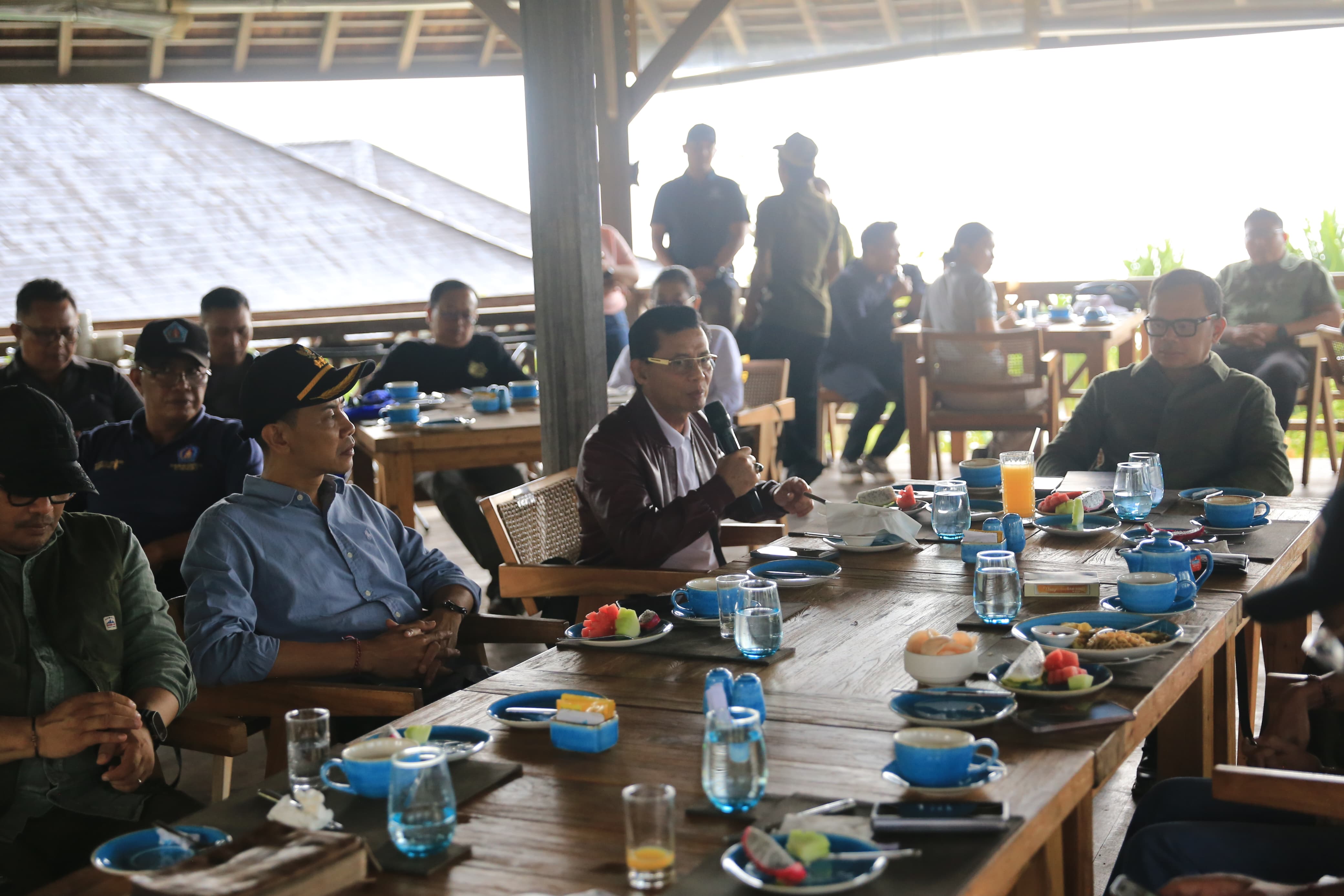 KLUNGKUNG, BALINEWS.ID – Pemerintah Kabupaten Klungkung menerima kunjungan kerja Wakil Menteri Dalam Negeri Republik Indonesia, Bima Arya, ke wilayah kepulauan…