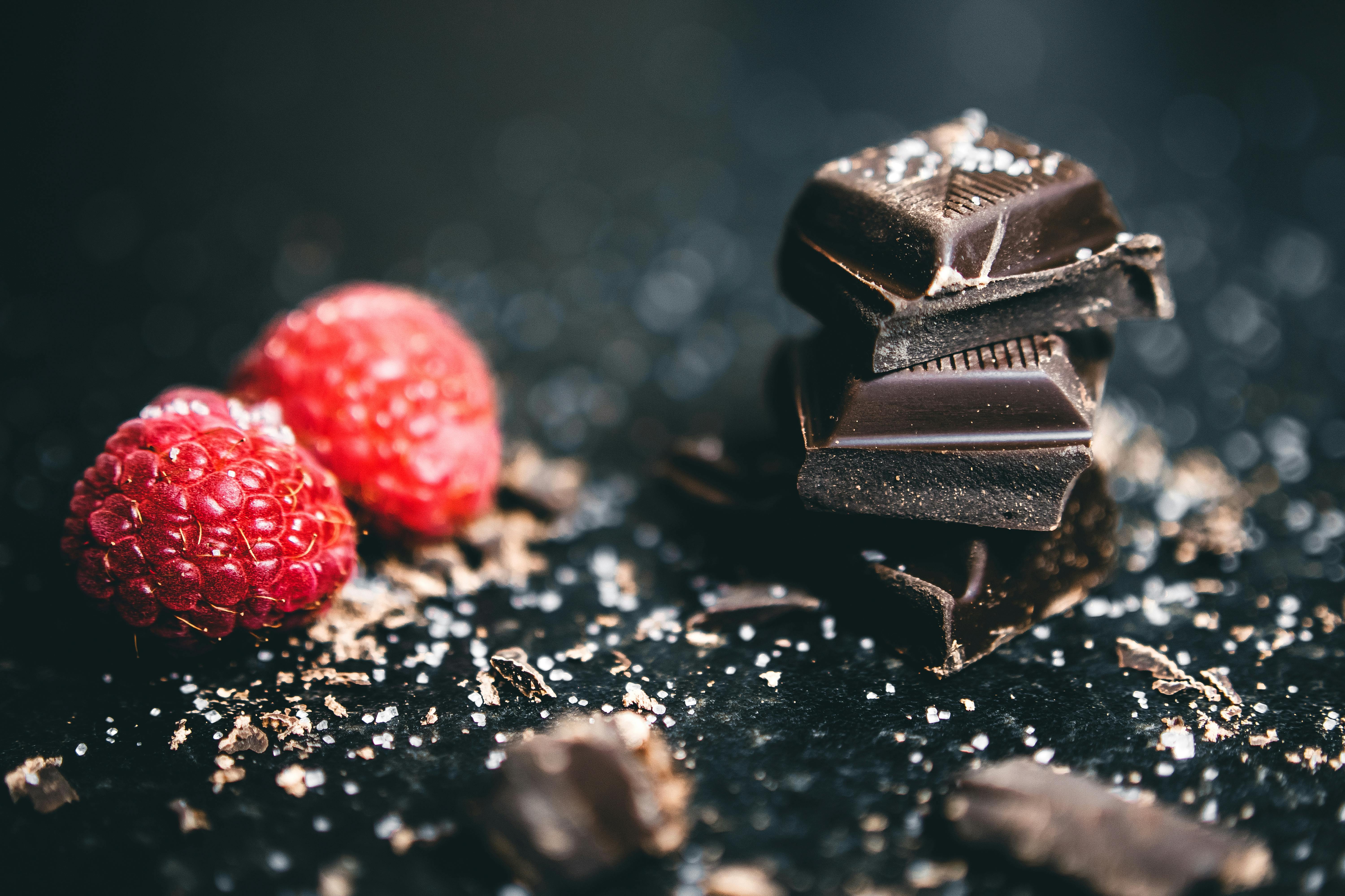INTERMESO, BALINEWS.ID - Hari Valentine kerap identik dengan cokelat, bunga mawar, dan makan malam romantis. Meski klasik dan tetap manis, tak sedikit orang in…