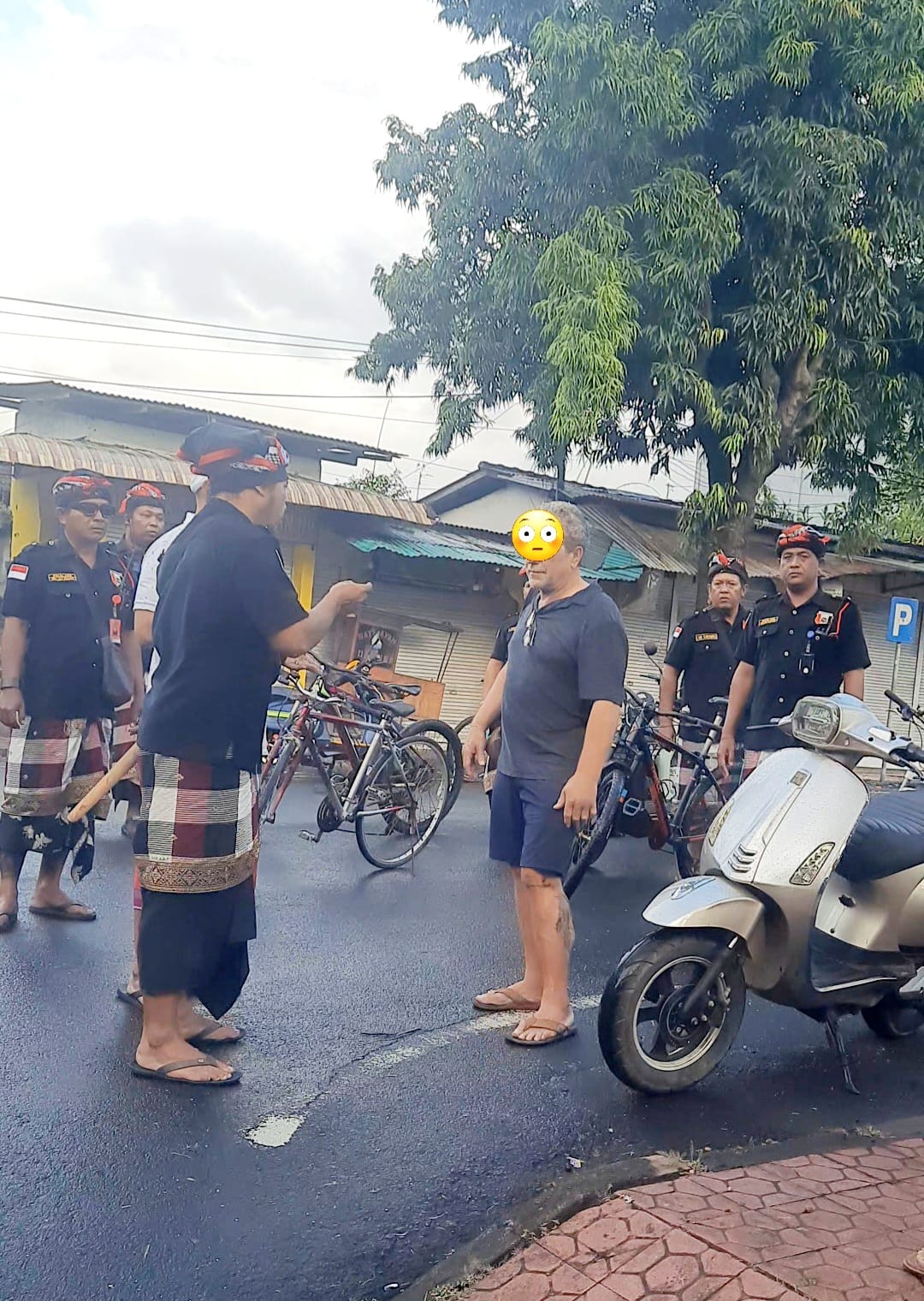 GIANYAR, BALINEWS.ID — Pelaksanaan Hari Raya Nyepi di wilayah Sukawati diwarnai penindakan terhadap seorang warga negara asing (WNA) yang kedapatan melanggar a…