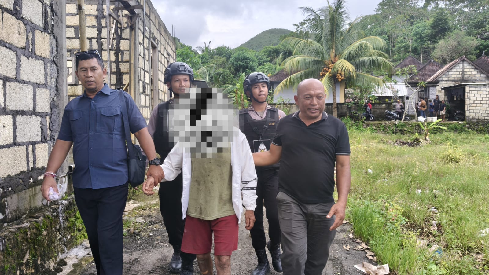 NUSA PENIDA, BALINEWS.ID – Peristiwa pencurian dilaporkan terjadi di RS Gema Santi, Kecamatan Nusa Penida, Kabupaten Klungkung. Seorang pasien mengaku kehilang…