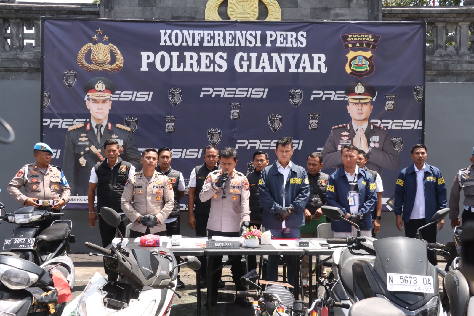 GIANYAR, BALINEWS.ID – Kepolisian Resor Gianyar berhasil mengungkap puluhan kasus kriminalitas selama pelaksanaan Operasi Sikat Agung 2026 yang digelar sepanja…