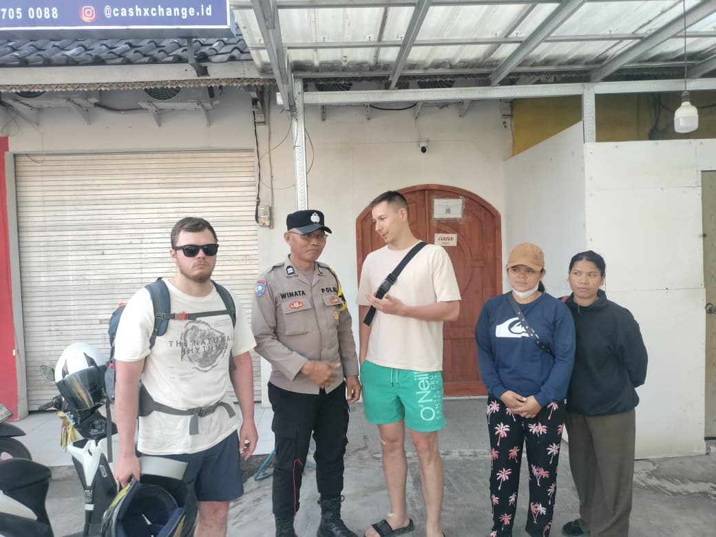 KLUNGKUNG, BALINEWS.ID – Respons cepat jajaran kepolisian di wilayah Nusa Penida kembali mendapat apresiasi. Sebuah tas milik wisatawan mancanegara (WNA) yang …