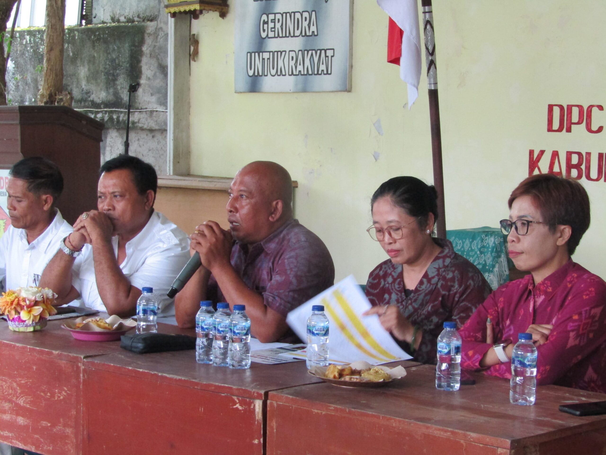 KLUNGKUNG, BALINEWS.ID – Badan Pengawas Pemilu (Bawaslu) Kabupaten Klungkung menggelar kegiatan konsolidasi demokrasi sekaligus pemutakhiran data partai politi…