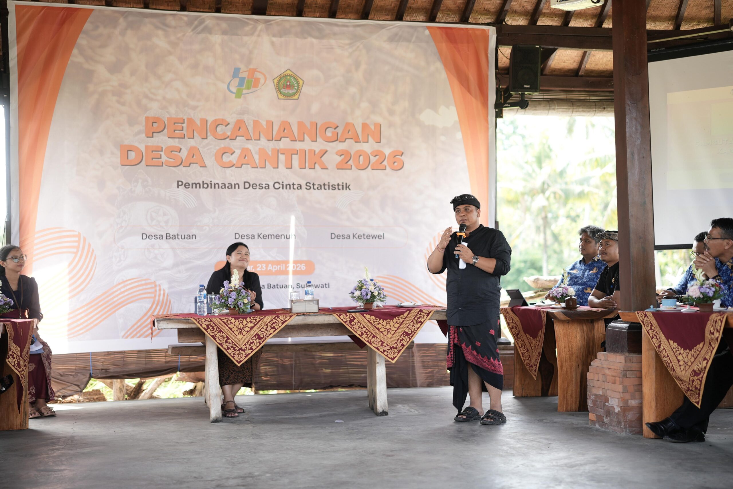 GIANYAR, BALINEWS.ID – Pemerintah Kabupaten Gianyar bersama Badan Pusat Statistik (BPS) Kabupaten Gianyar mencanangkan Program Desa Cinta Statistik (Desa Canti…