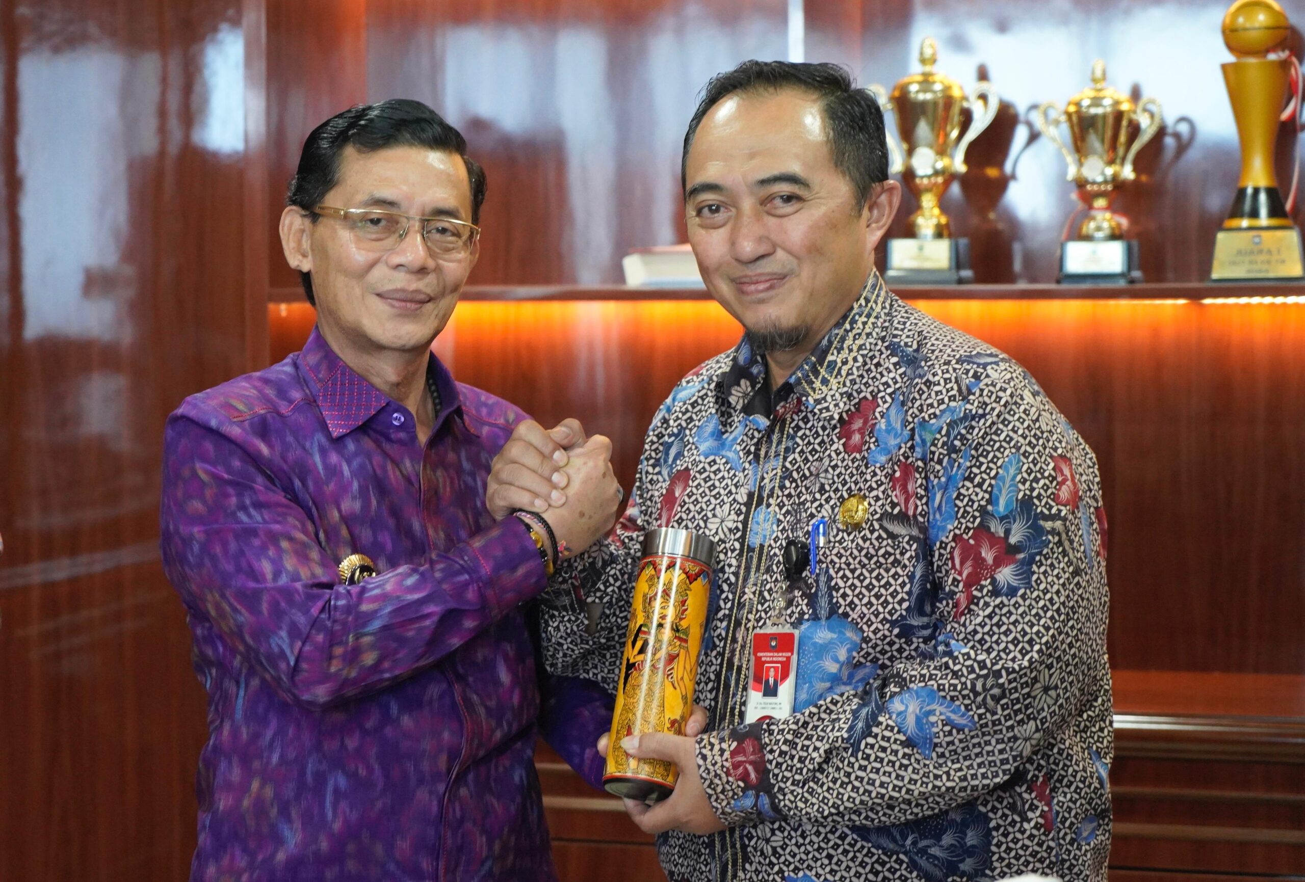 JAKARTA, BALINEWS.ID – Pemerintah Kabupaten Klungkung terus memperkuat strategi peningkatan Pendapatan Asli Daerah (PAD) melalui langkah koordinasi dengan peme…
