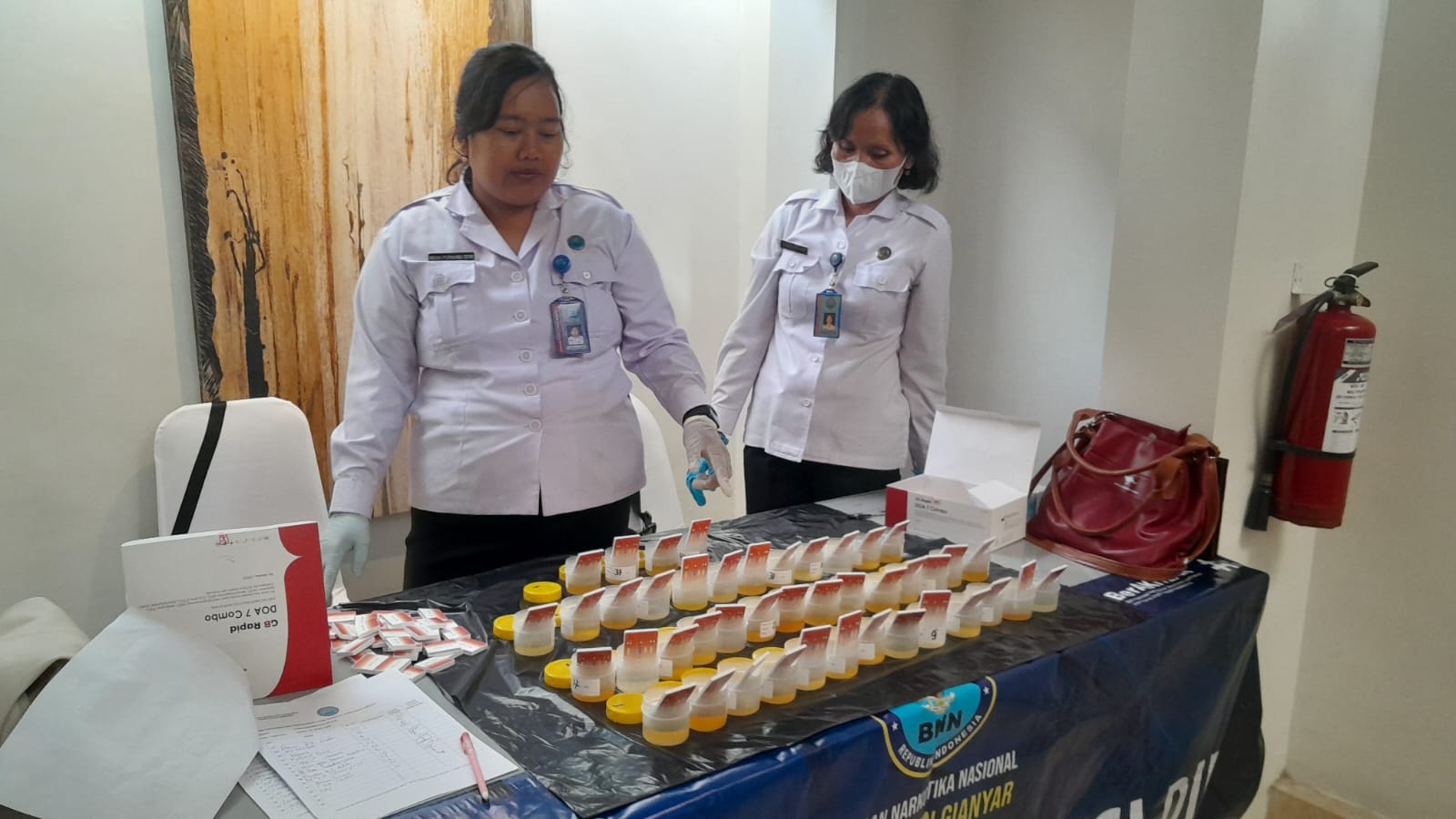 GIANYAR, BALINEWS.ID – Upaya pencegahan penyalahgunaan narkoba di lingkungan kerja terus diperkuat Pemerintah Kabupaten Gianyar. Melalui Dinas Tenaga Kerja Kab…